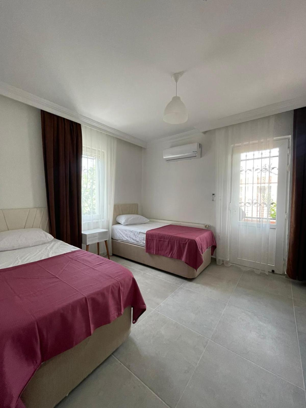 Evim Palace Oeren Luaran gambar