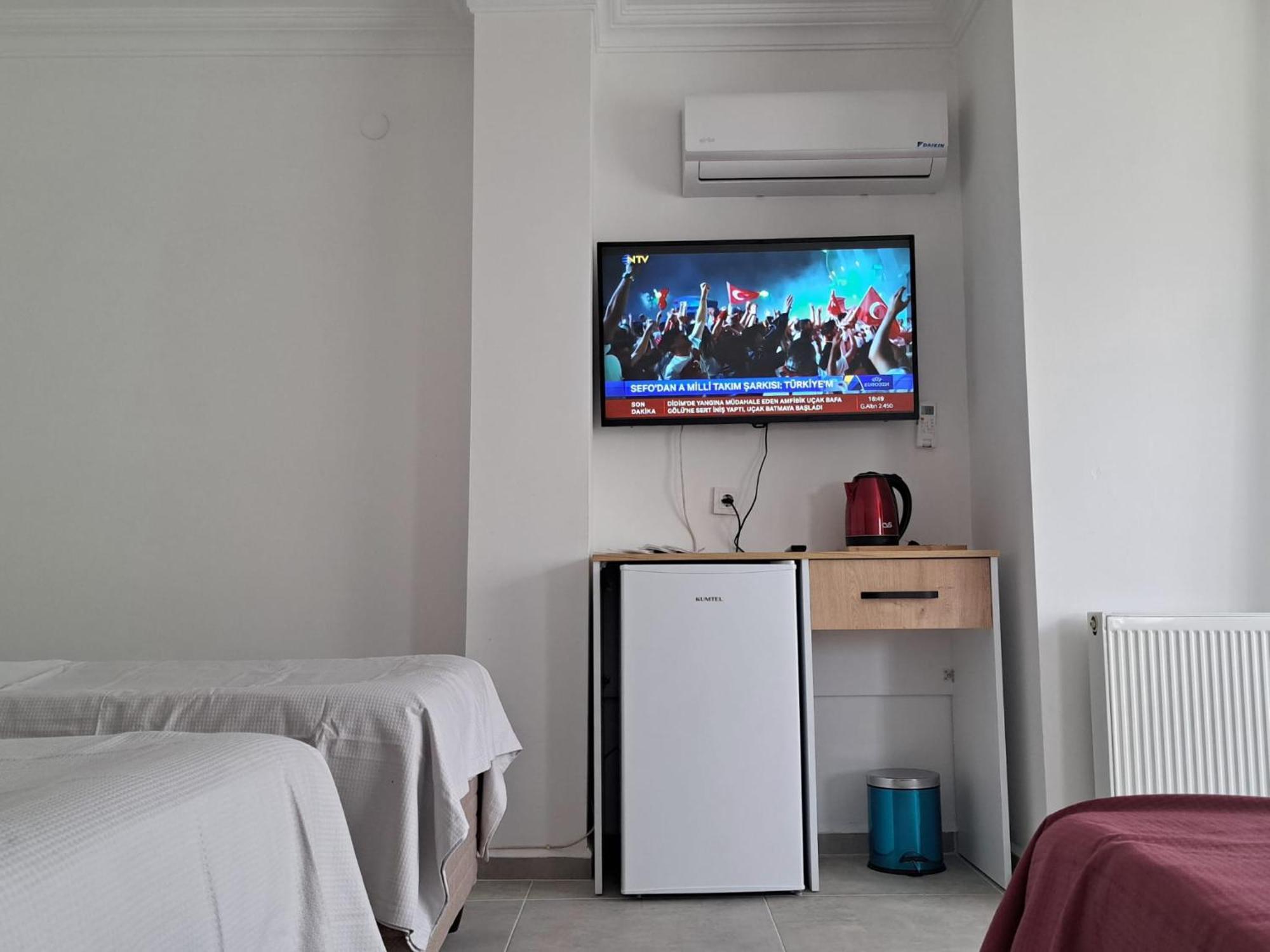 Evim Palace Oeren Luaran gambar